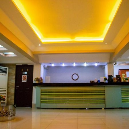 Visiting Card Hotel & Resort Бангкок Екстер'єр фото