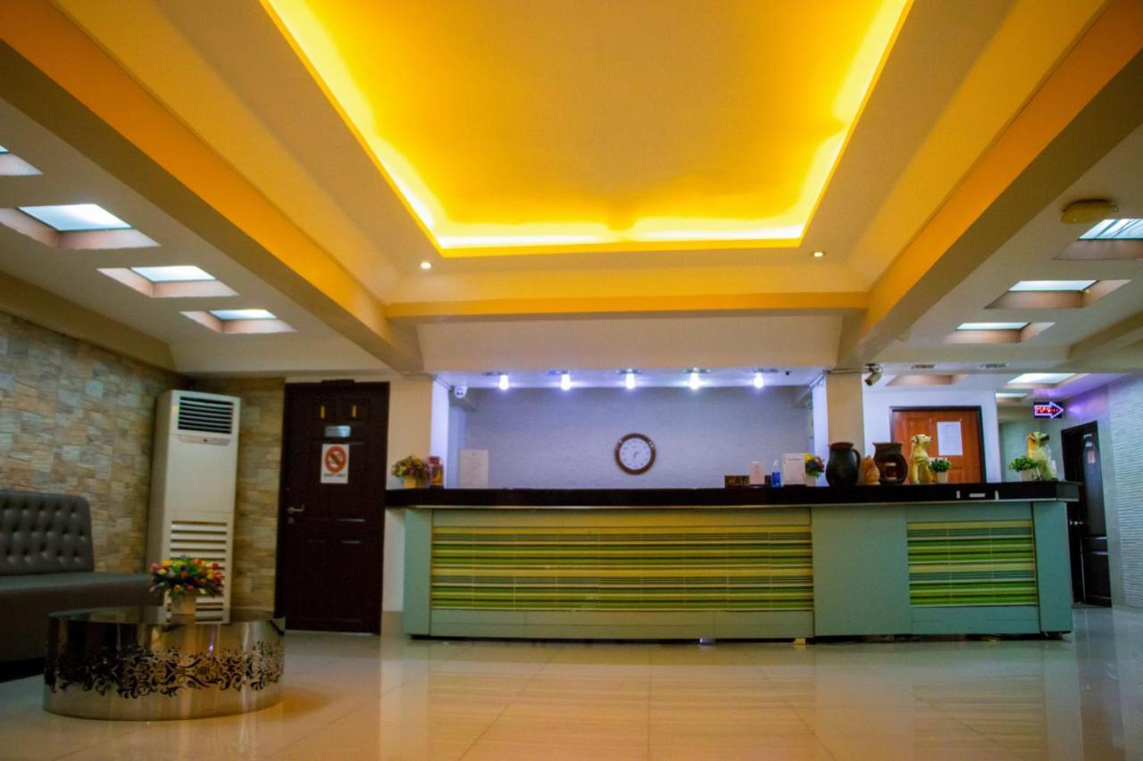Visiting Card Hotel & Resort Бангкок Екстер'єр фото