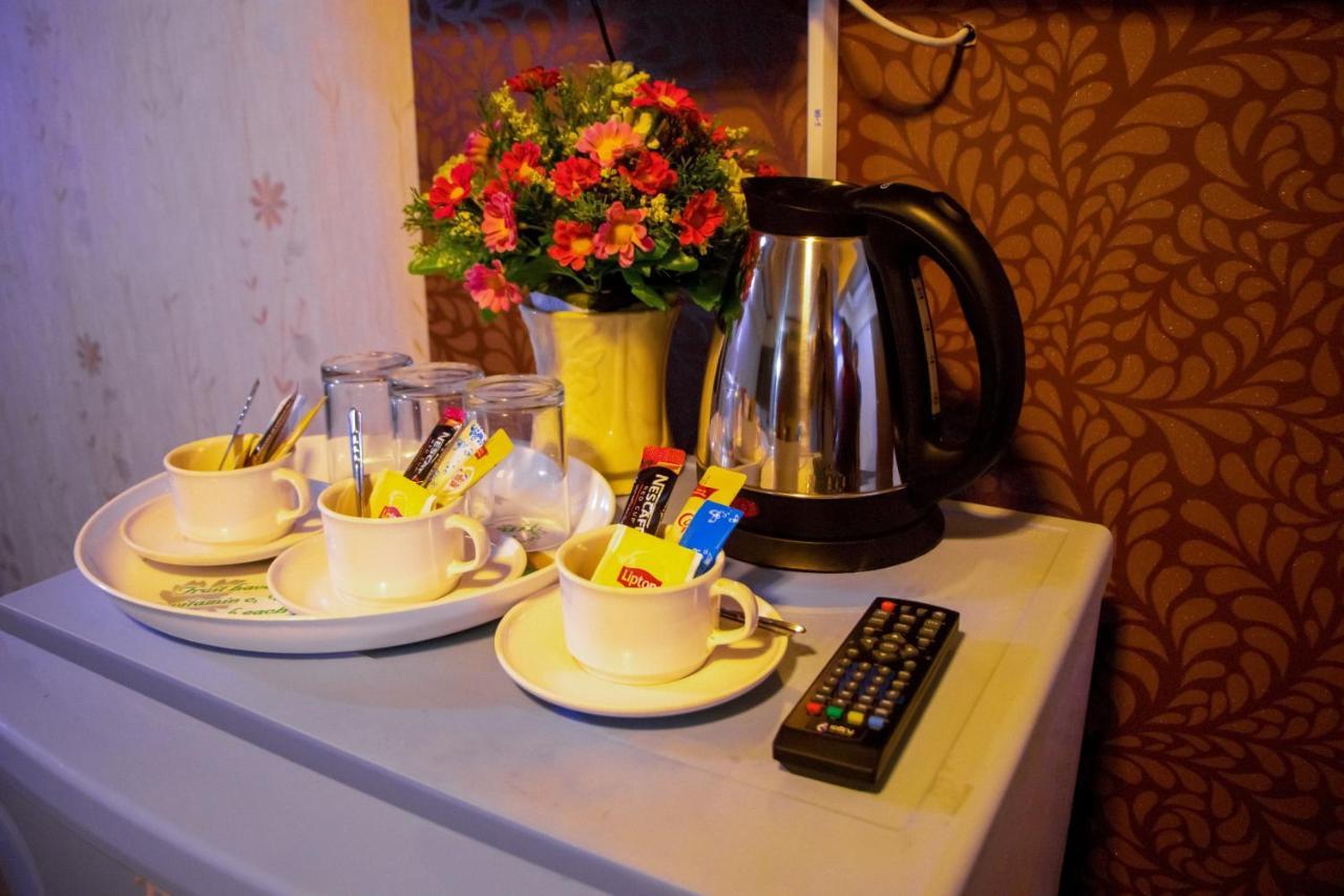 Visiting Card Hotel & Resort Бангкок Екстер'єр фото